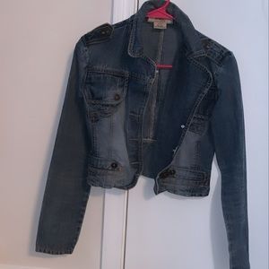 cropped blue jean jacket ( vintage ) .